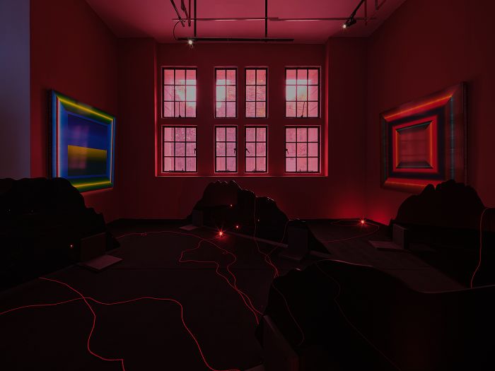 王一作品在“出神之境”展览现场 展览主办方供图